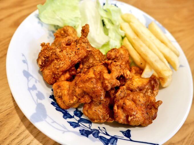 チキチキボーン風鶏もも肉の唐揚げのレシピ - Toco's Kitchen (トコズキッチン)